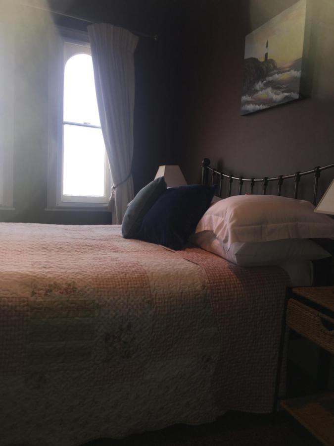 Regency House Bed and Breakfast Walton-on-the-Naze Buitenkant foto